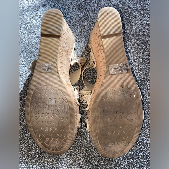 XOXO shoes- wedges - Picture 10 of 11